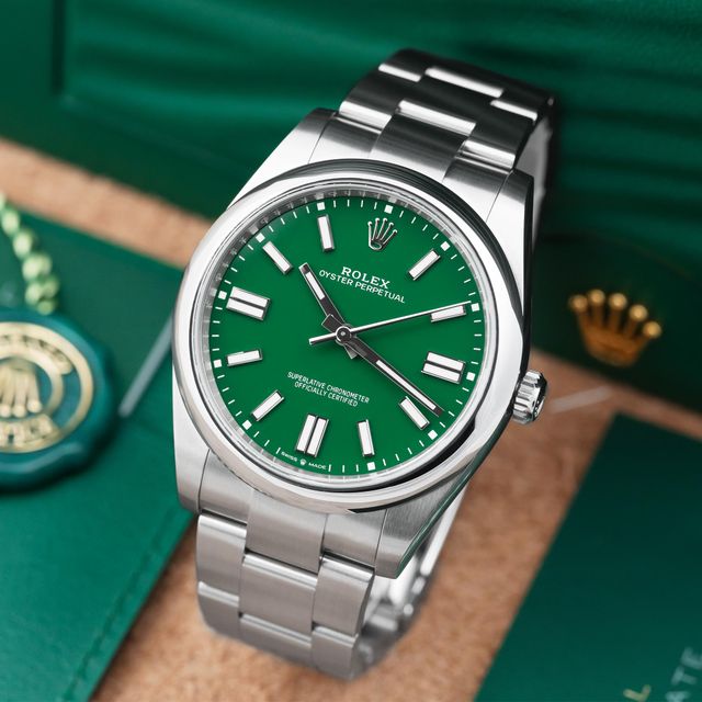 Rolex Oyster Perpetual 124300 Image 2